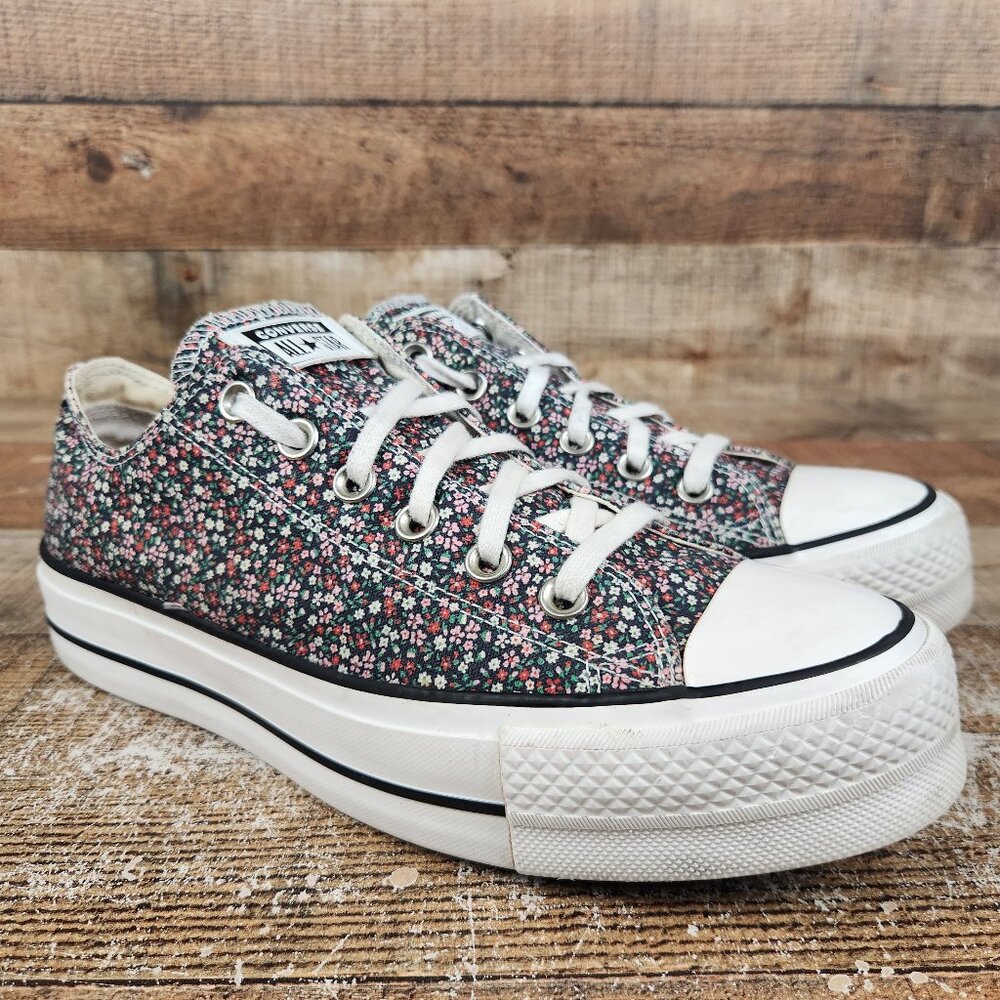 Converse Platform Low Vintage Floral Women Size 9.5 Sneakers Casual Lace Up Shoe